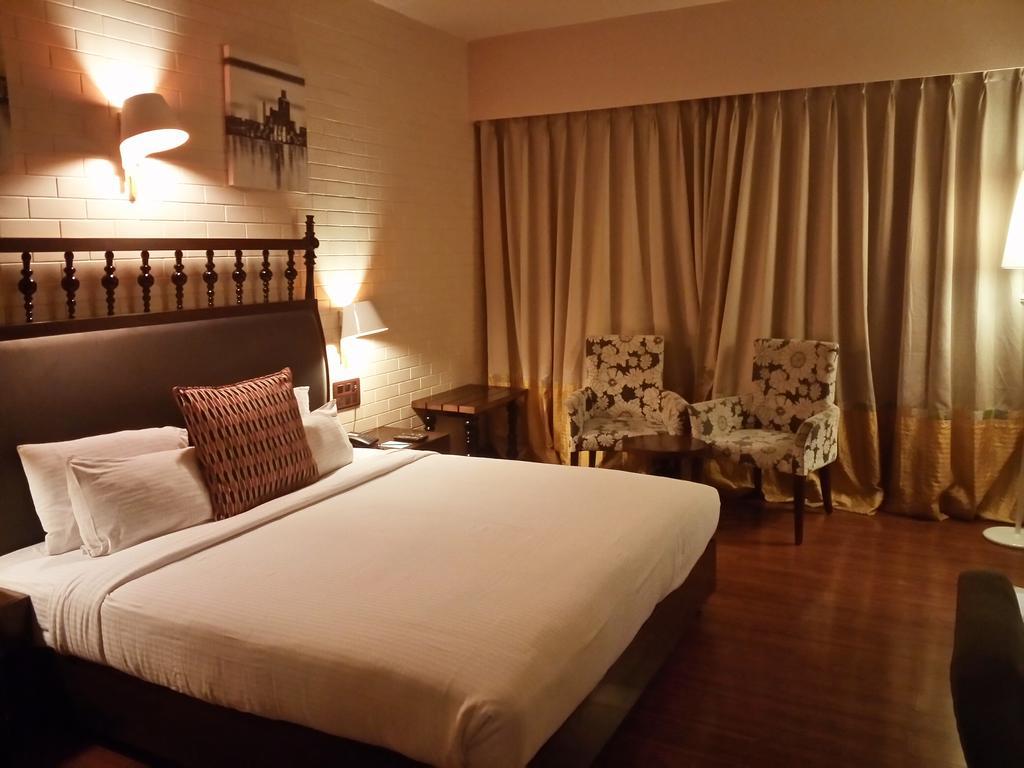 Best Western Plus O2 Indore Exteriör bild