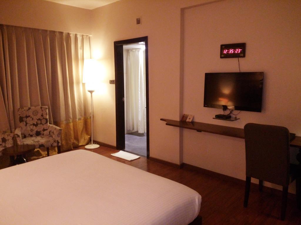 Best Western Plus O2 Indore Exteriör bild