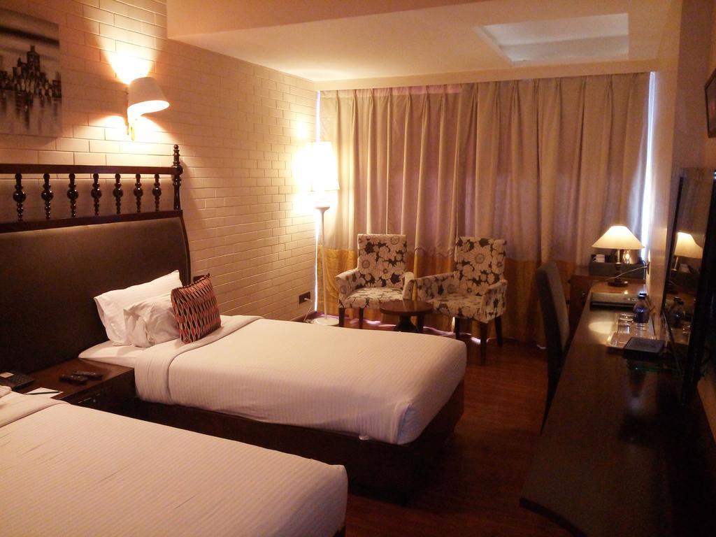 Best Western Plus O2 Indore Exteriör bild