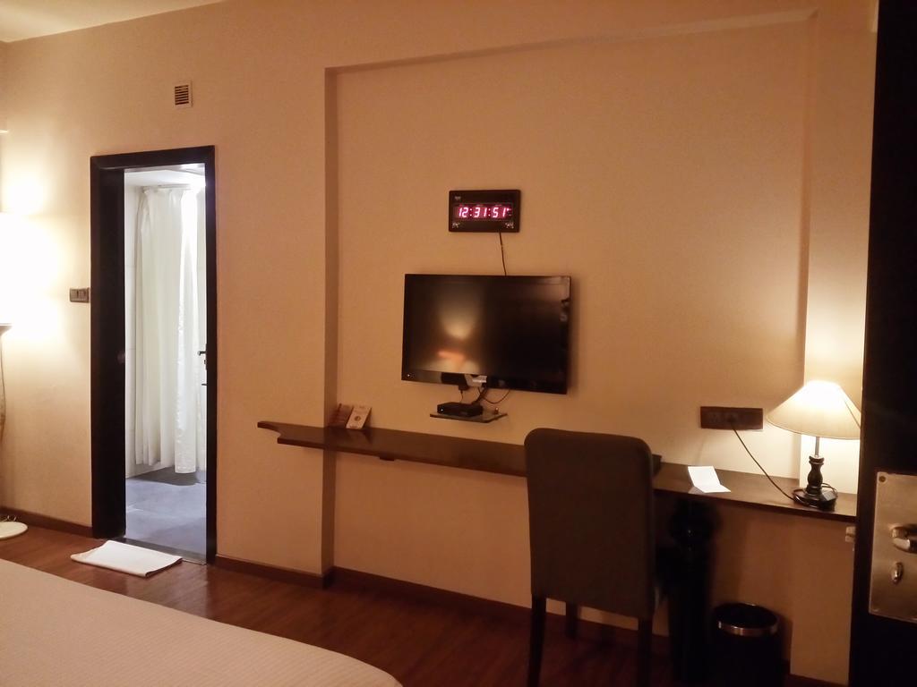 Best Western Plus O2 Indore Exteriör bild
