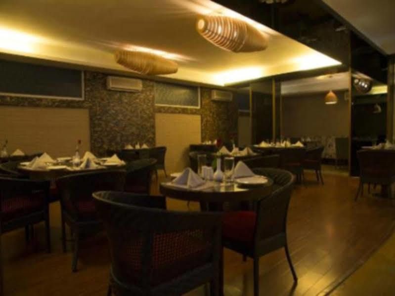 Best Western Plus O2 Indore Exteriör bild